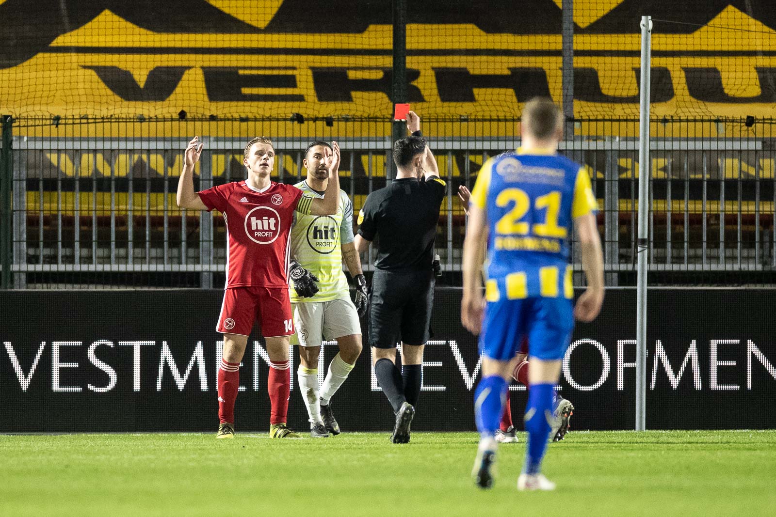 Damon Mirani één duel geschorst