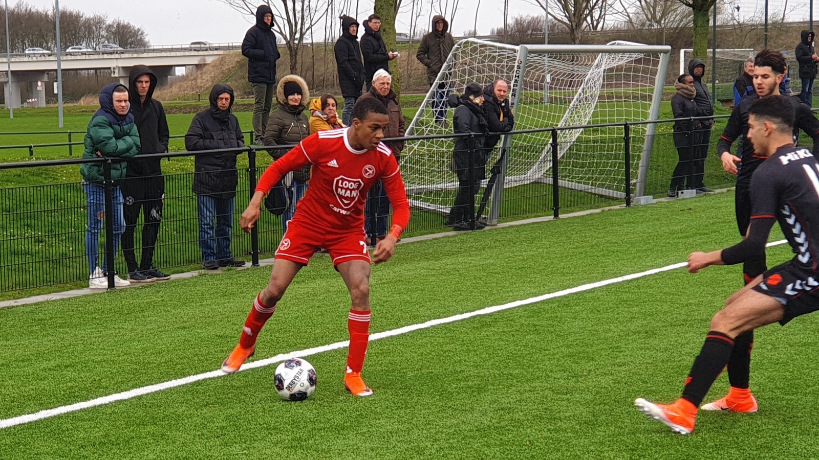 Almere City FC O19 buigt voor leeftijdsgenoten FC Utrecht