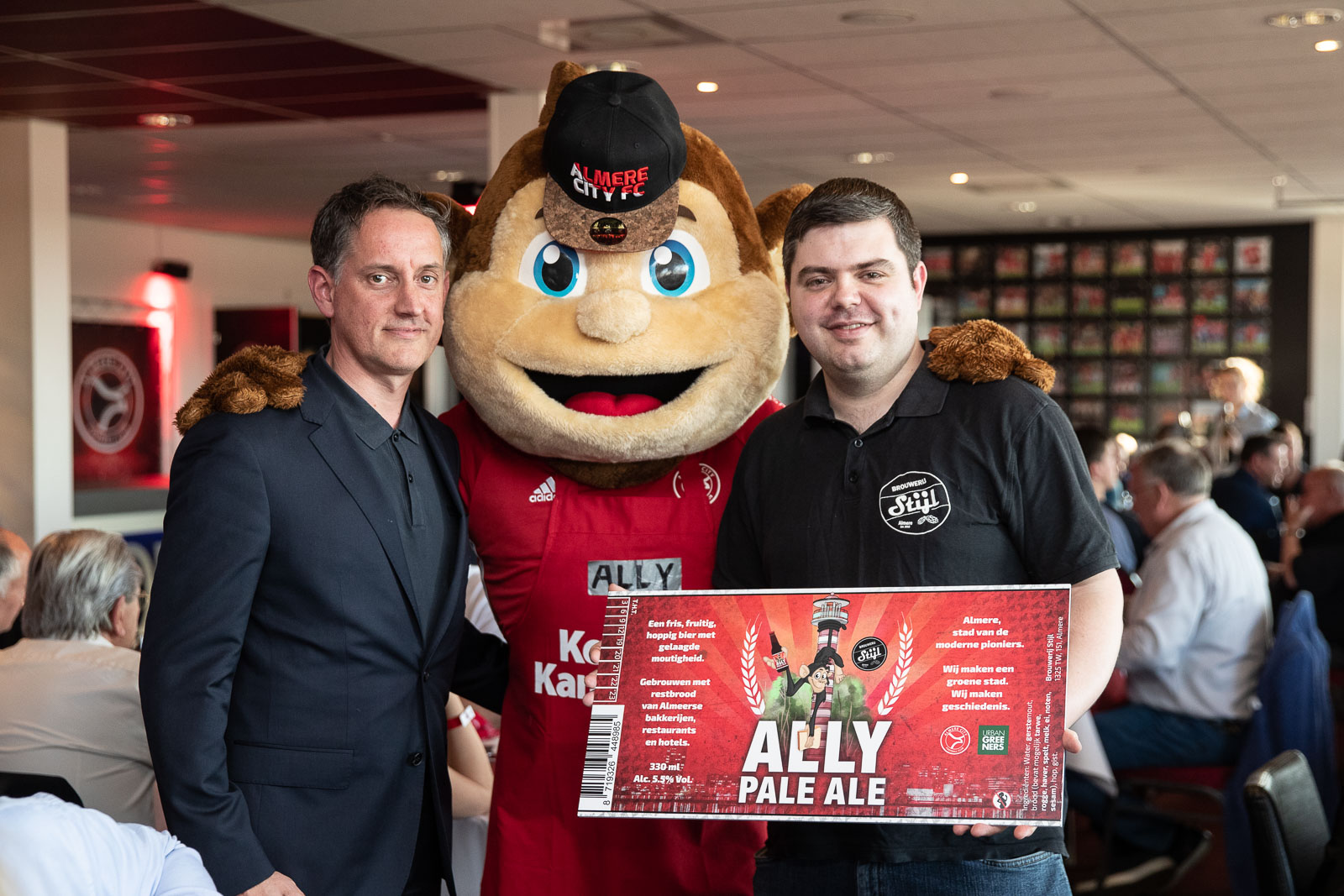 Ally Pale Ale uitgeschonken bij Almere Challenge Event