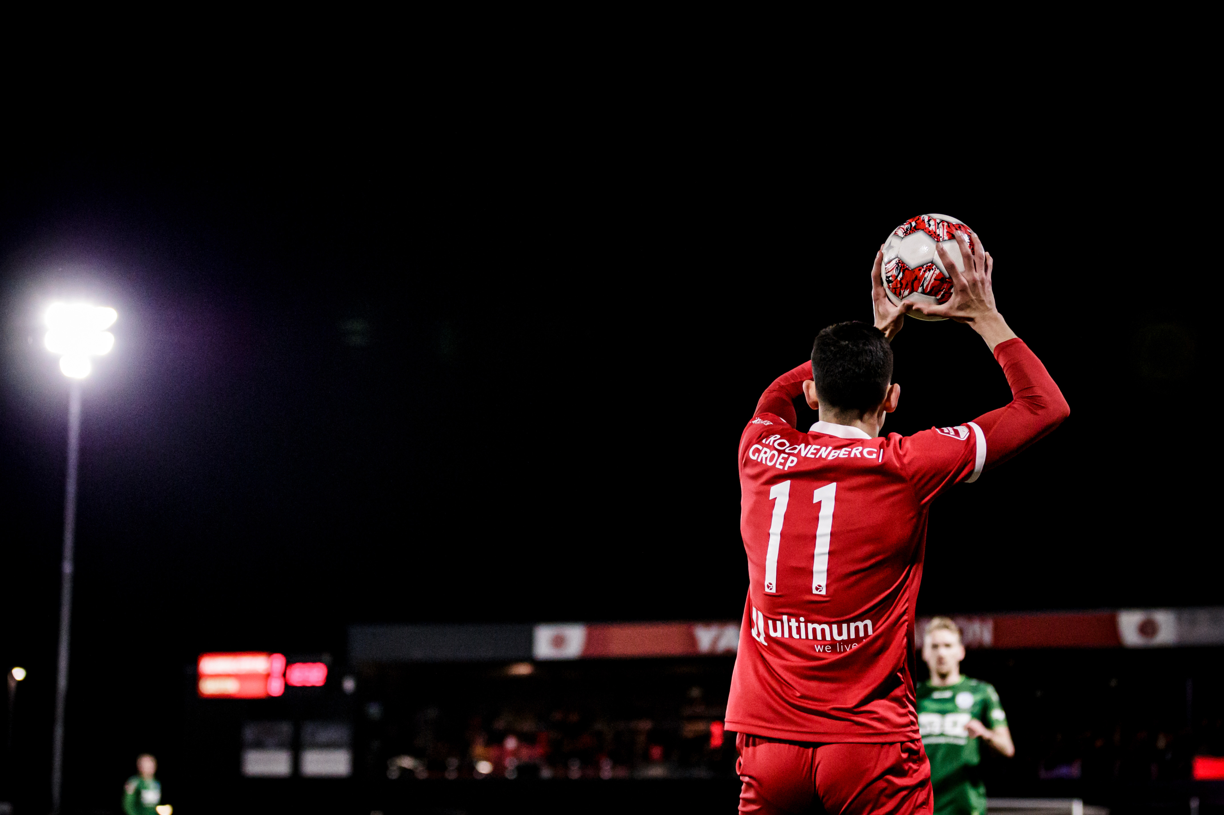 Betaald voetbalclubs veilen unieke items tijdens meer dan voetbal-week