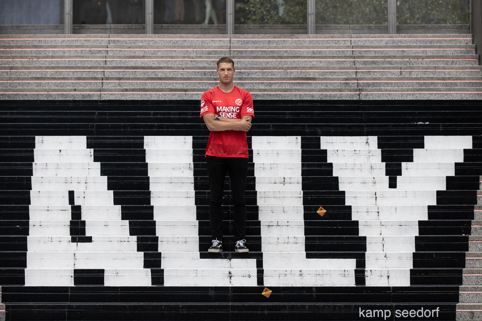 Almere City FC versterkt zich met Frederik Helstrup