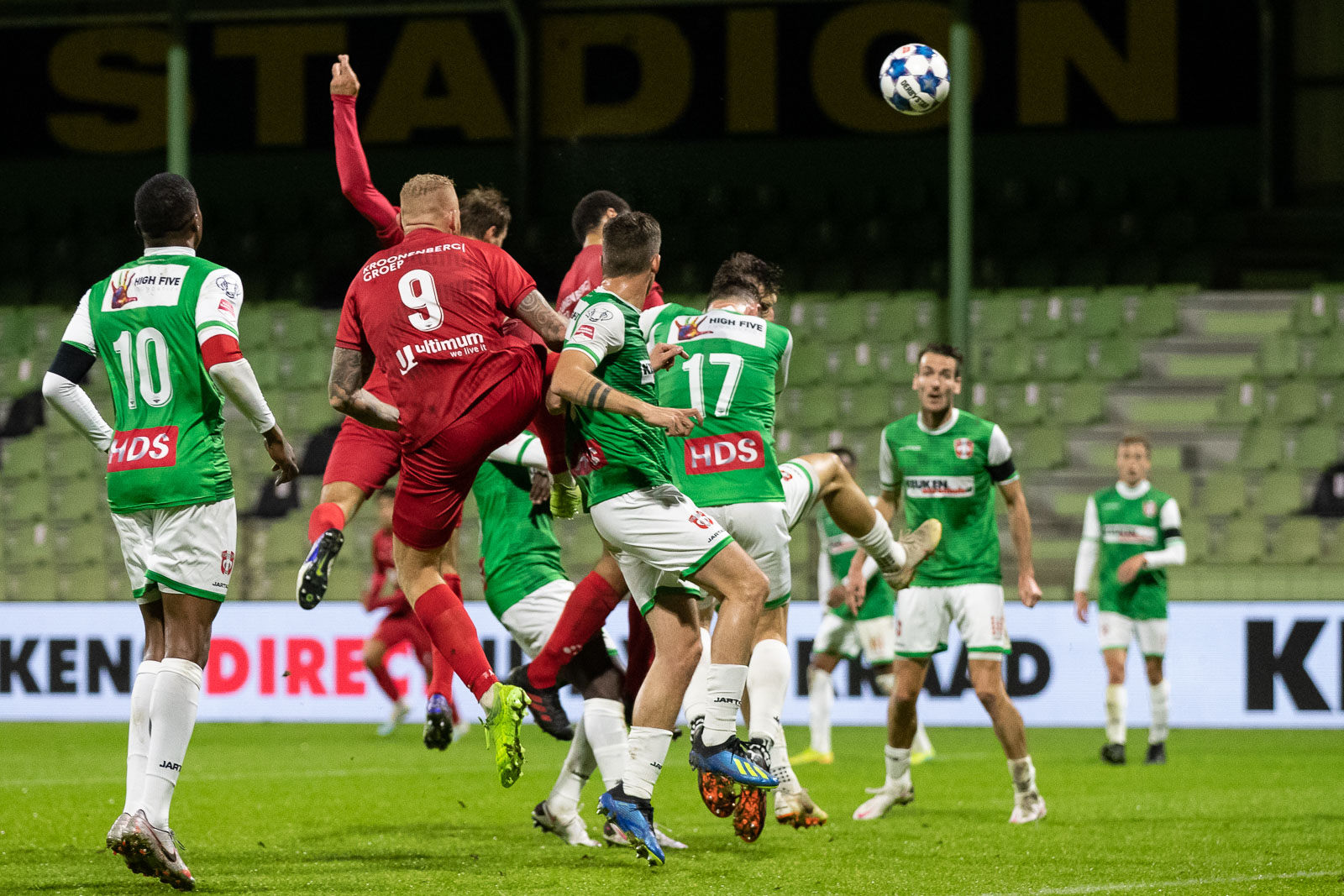 Almere City FC vervolgt jacht: herkansing tegen Dordt