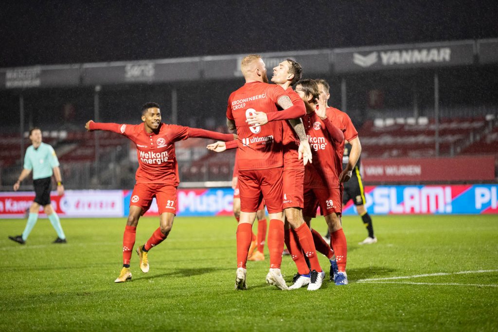 Standaardsituatiesucces voor Almere City FC - Almere City FC