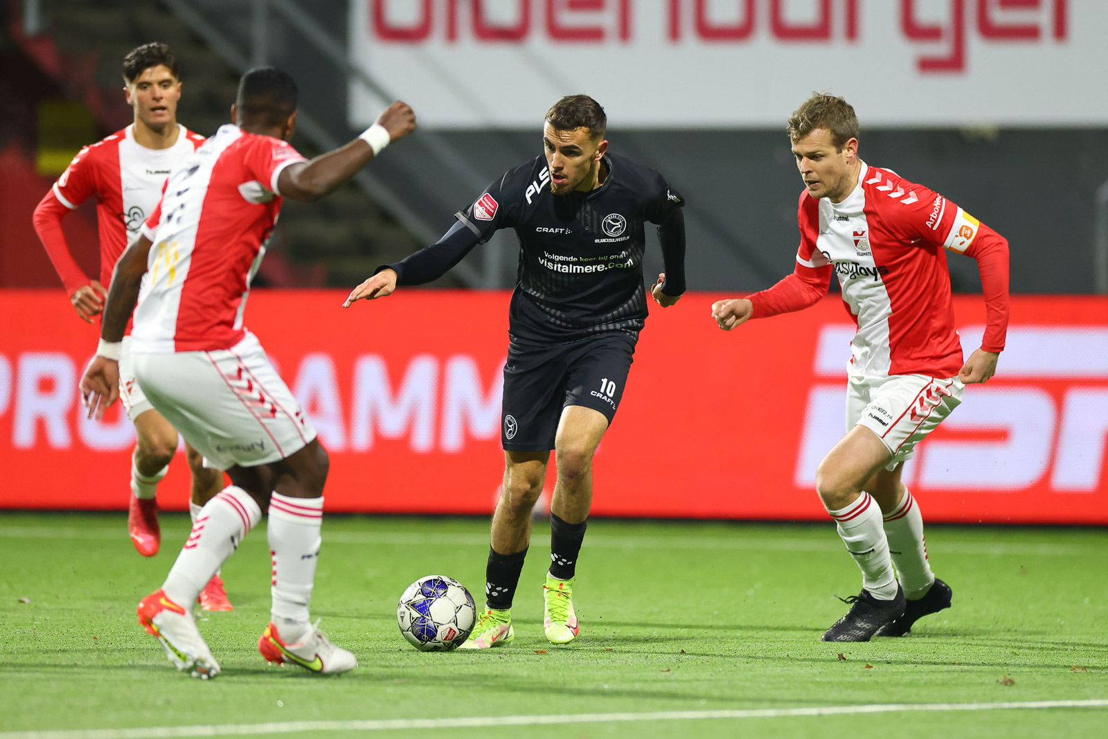 Almere City FC voor eerst sinds 2018 weer thuis tegen FC Emmen