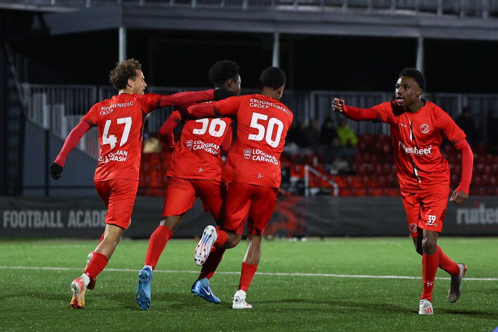 Punten gedeeld tussen Jong Almere City en Barendrecht