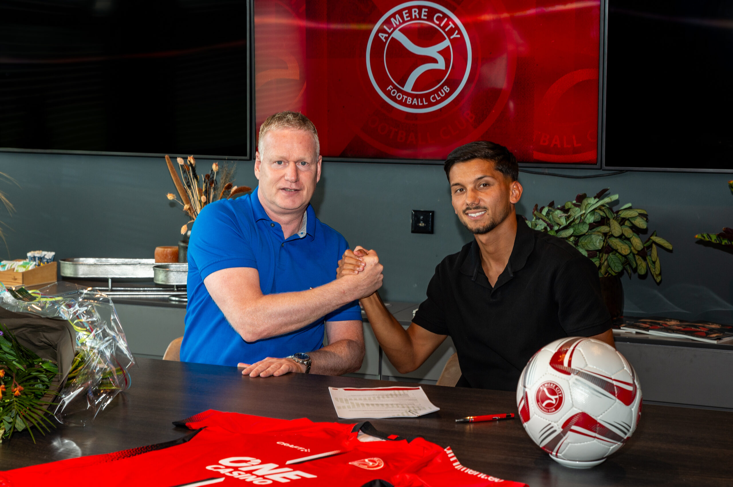 Franse aanvaller Delaurier-Chaubet naar Almere City FC