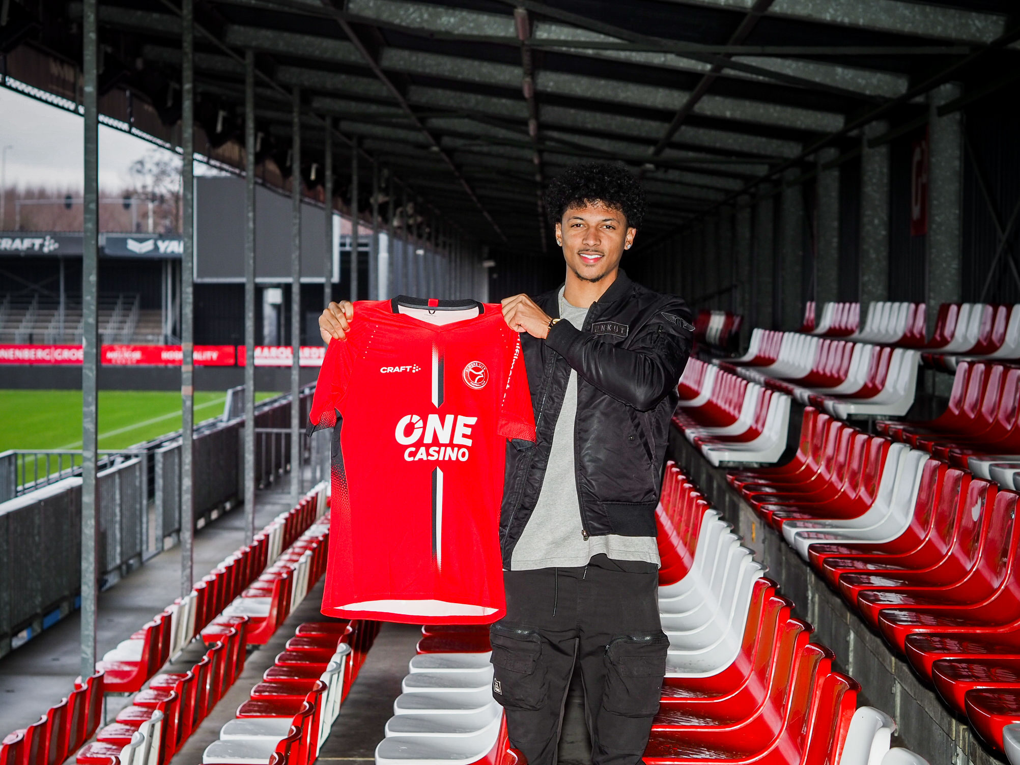 Almere City FC contracteert Charles-Andreas Brym