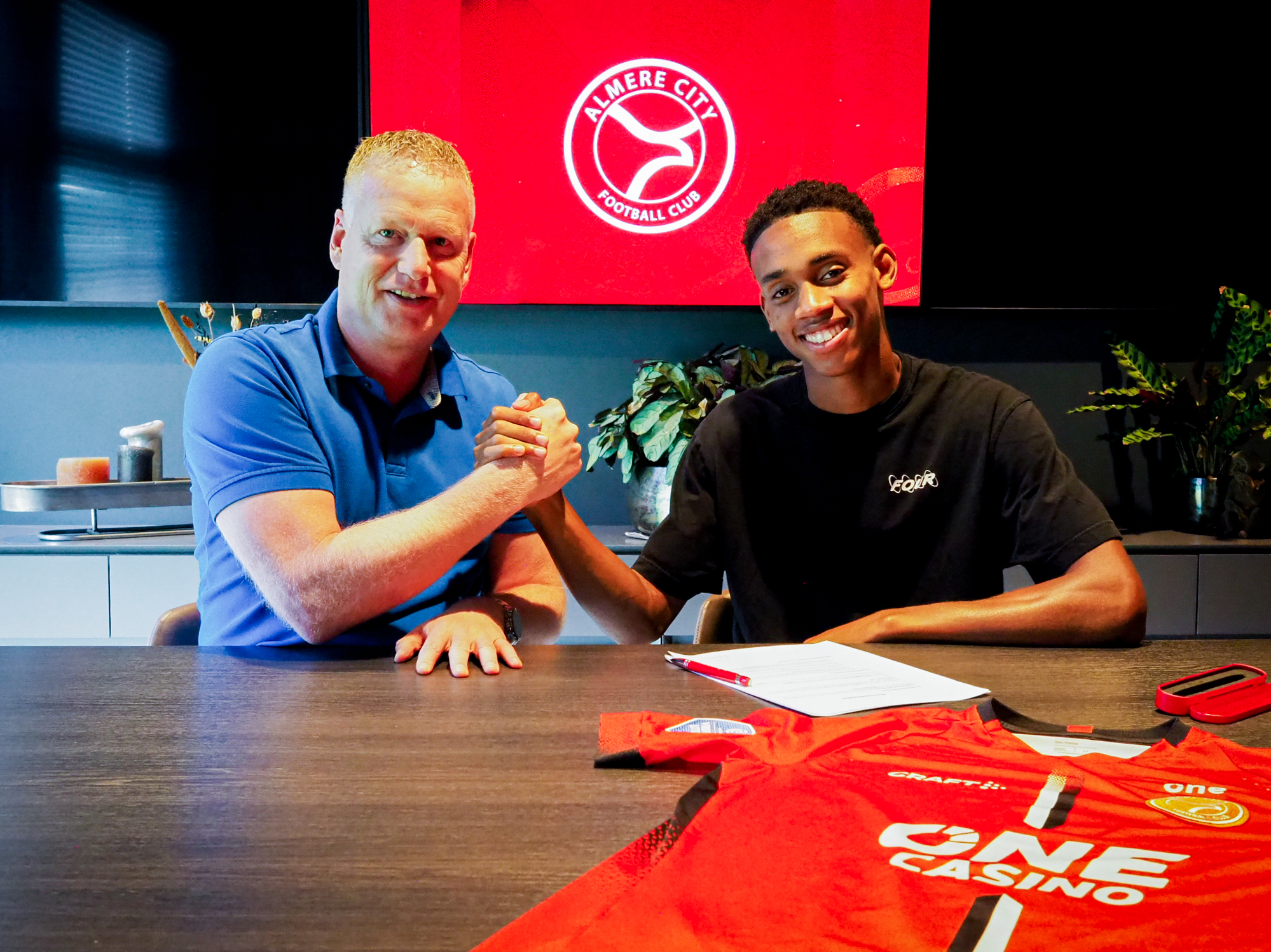 Talent David Garden op huurbasis naar Almere City FC