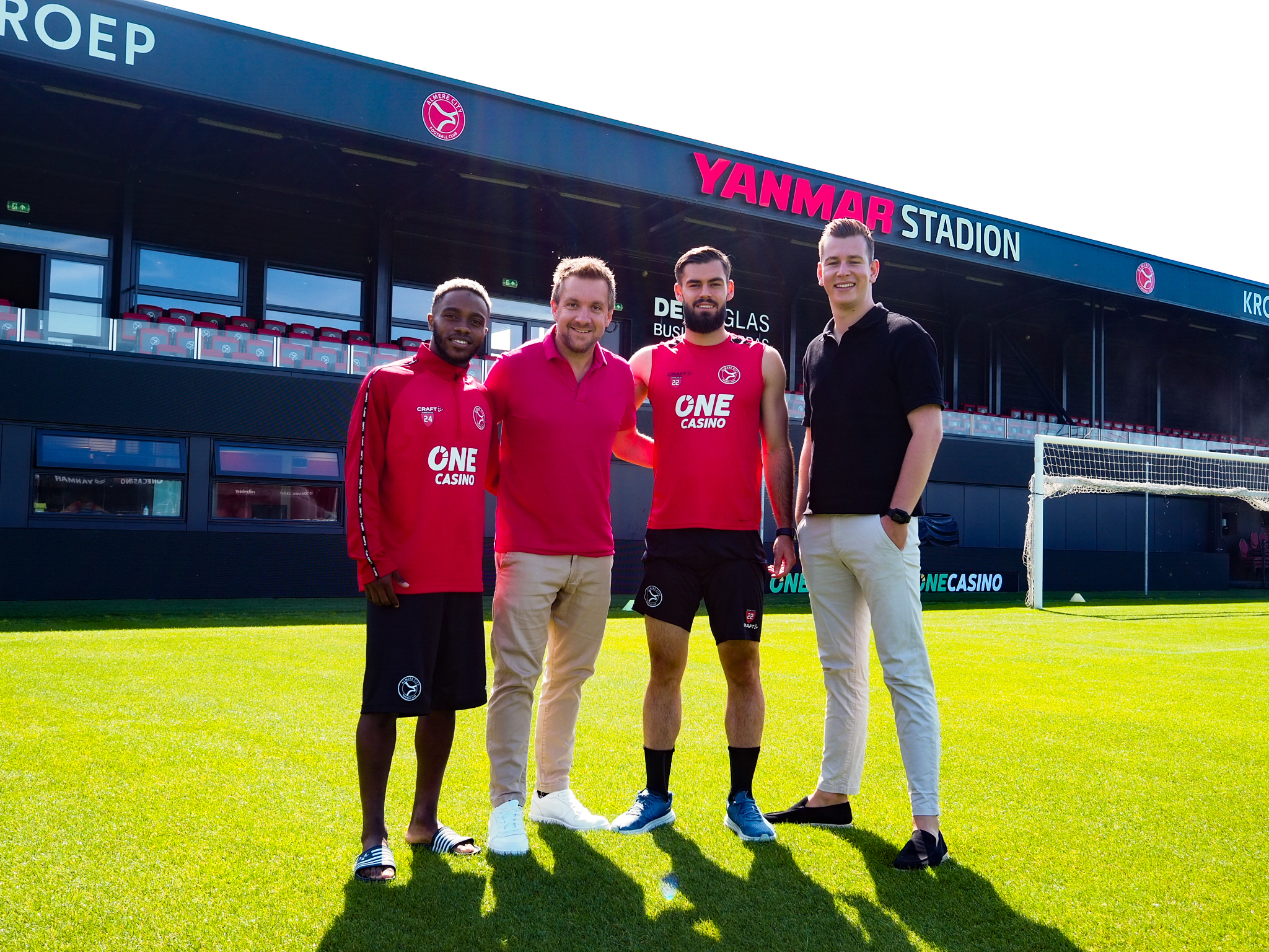 Taylor Trainingen langer als partner aan Almere City FC verbonden